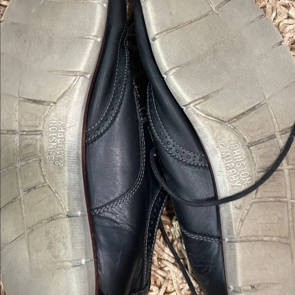 Johnston & Murphy Black Leather Oxfords